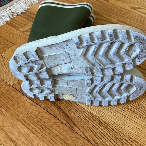 J. Crew Green and White Waterproof Rain & Snow Boots - Picture 11 of 13